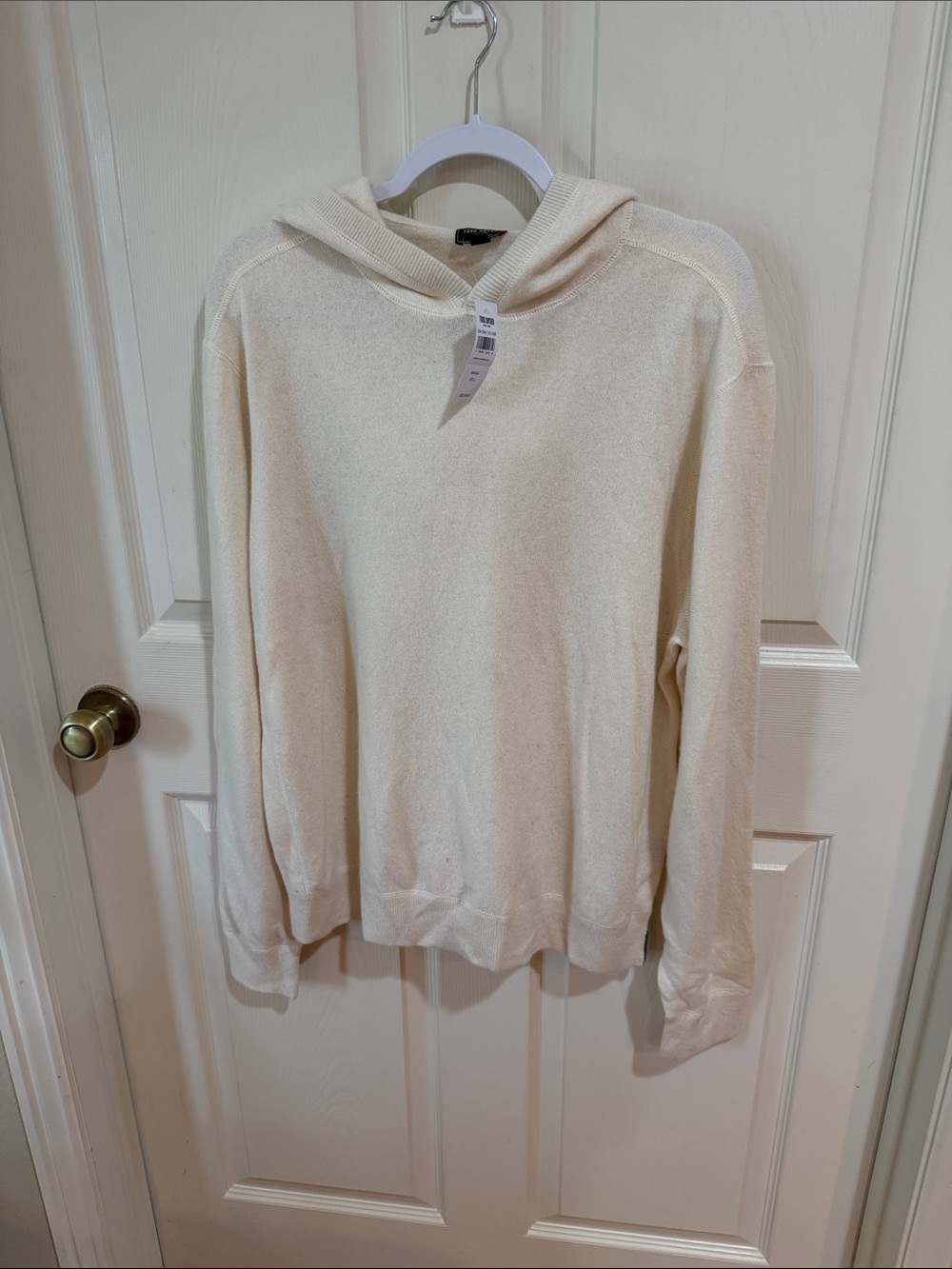 Todd Snyder Bisque Cashmere Hoodie Sweater Sz L.  New.  Box48.  SEE PICTURES